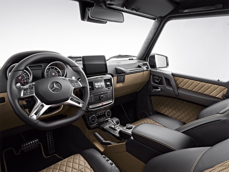 Интерьер Mercedes-AMG G65 Exclusive Edition 2017 года  (фото 5 из 7)